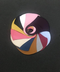 Sẵn số lượng lớn mẫu người lớn và trẻ em